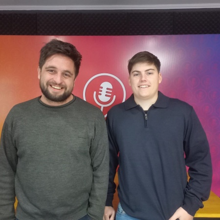 Hoy comienza a transmitirse el primer programa en la Radio Municipal