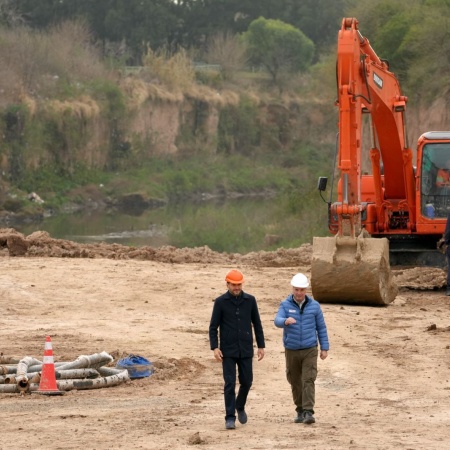 Pullaro en la cascada del Saladillo: “Si el Estado no hace obra pública, nadie la lleva adelante”