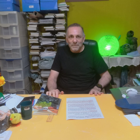 Néstor Grasso presenta “Decir de amor de primavera” en la Biblioteca Popular Bernardino Rivadavia