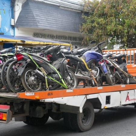 Una comisaría de Santa Fe acumulaba 200 motos, 100 bicicletas y 30 autos del delito