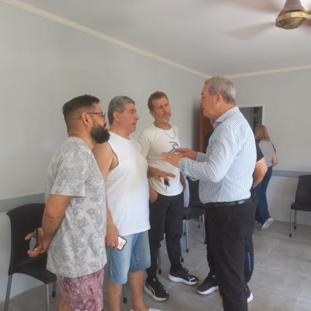 Tonelli comunicó a los vecinos el rechazo al proyecto del centro “Perseverar”