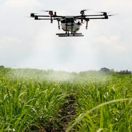 Prohíben fumigar con drones en Entre Ríos tras denuncia por “daño genotóxico” a niña