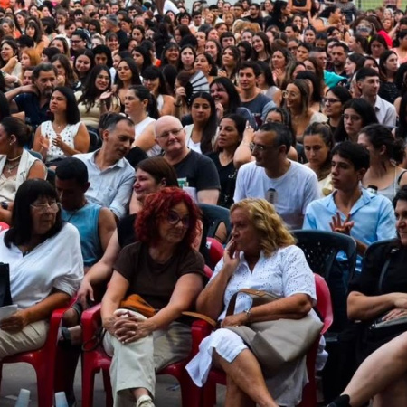 Record: Egresaron 1250 alumnos de la Diplomatura en Acompañamiento Terapéutico de la UNR