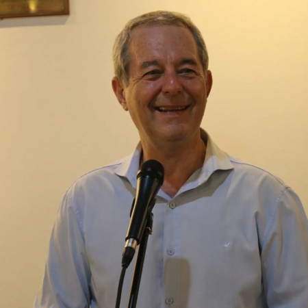 “Que estas fiestas nos encuentren unidos”