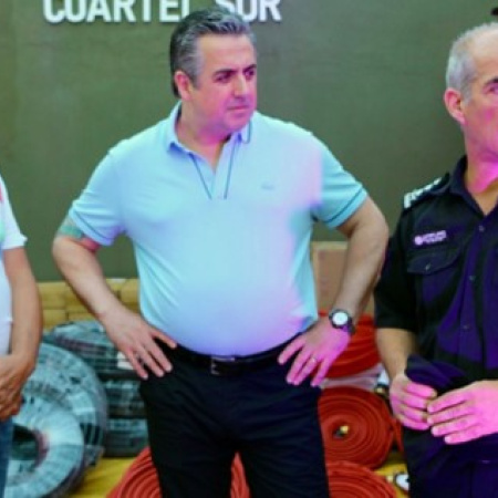 Destacaron la inversión en equipamiento para los Bomberos Zapadores de Rosario