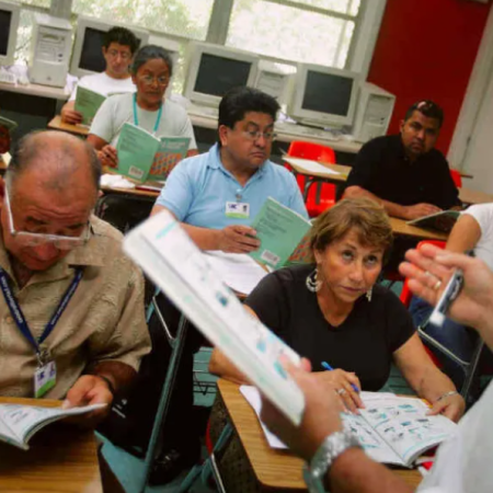 Más de 5.300 estudiantes ya se inscribieron para terminar la secundaria