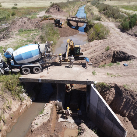 La obra sobre el Arroyo Frías ya alcanza el 65% de avance