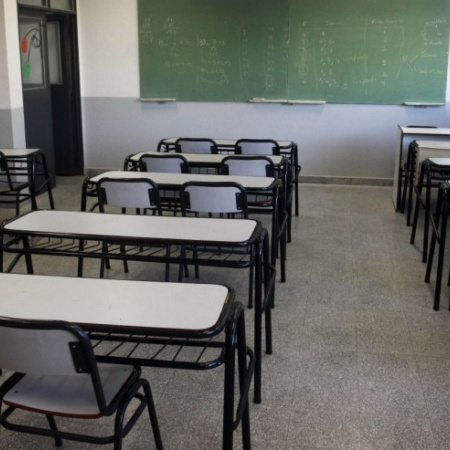Inicio de clases en Santa Fe: El actamiento al paro docente es dispar