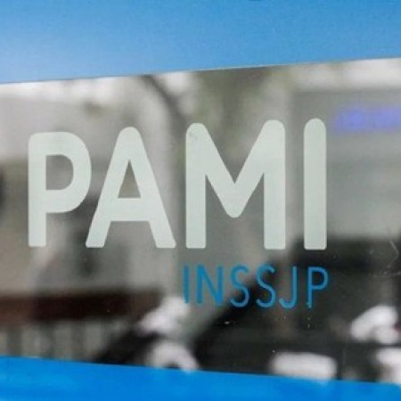 PAMI alertó por una nueva estafa en consultas médicas que ya afectó a miles de jubilados