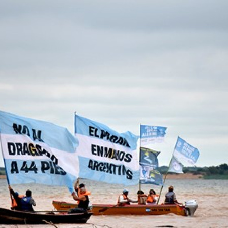 Zarpó la travesía “Salvemos el Paraná y sus humedales”