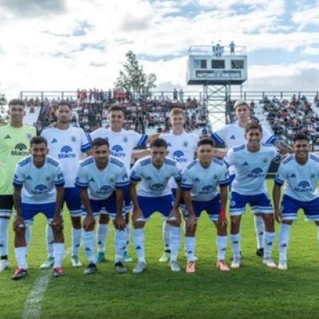 El equipo de la familia Messi aprobó su primer examen en Arroyo Seco