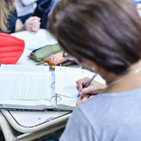 Abren la preinscripción 2026 para completar la secundaria virtual en Santa Fe