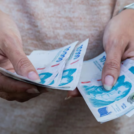 Cuáles son los requisitos para cobrar el refuerzo de Ayuda Escolar 2026