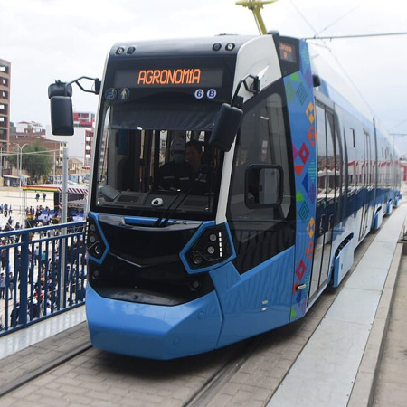 Provincia avanza en la planificación del tren metropolitano que llegaría hasta Arroyo Seco