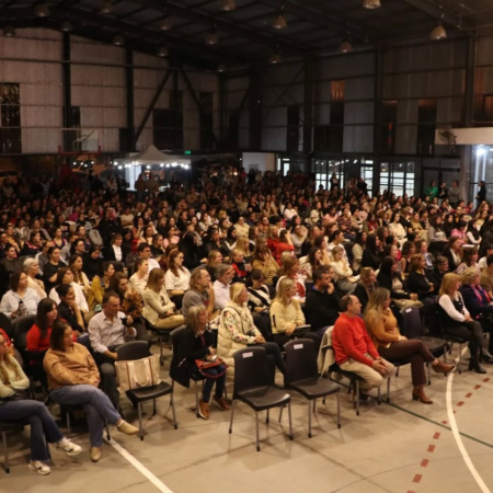 Lucas Raspall convocó a más de 500 personas en el Complejo Los Tiburones