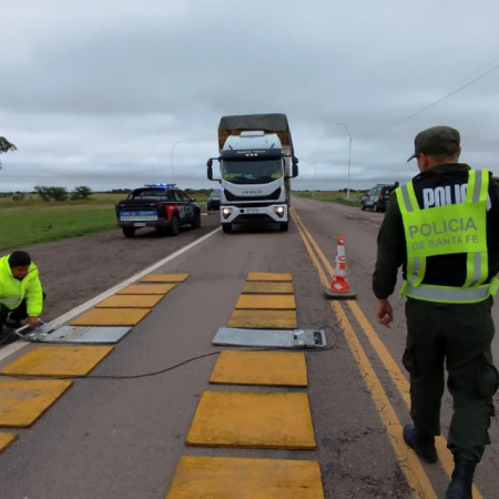 Intensifican el control de cargas para cuidar las rutas provinciales