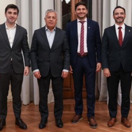 Pullaro se reunió en Rosario con los gobernadores de Mendoza, Chubut y Corrientes