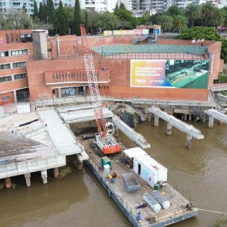 Parque España: Provincia inició el montaje de la nueva explanada