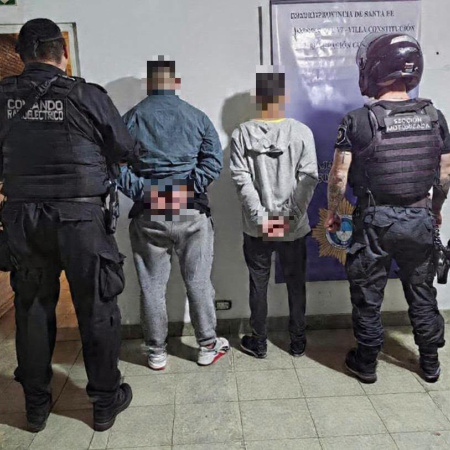 La policía recuperó un auto robado y atrapó a un hombre que era buscado desde diciembre