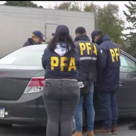 Retuvieron a cinco extranjeros durante el operativo en la Ruta 9