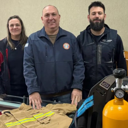 Grupo Albanesi donó equipamiento a Bomberos de Arroyo Seco