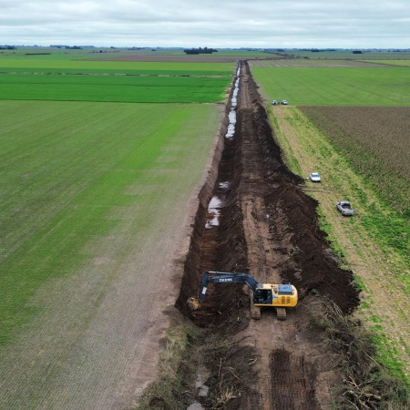 Santa Fe renueva más de 16 km de canales en Fighiera y Bogado