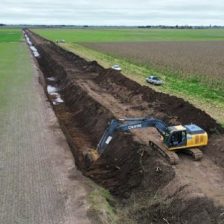 Avanzan las obras para afrontar El Niño en Fighiera y Coronel Bogado