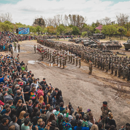 El Ejército cruzó el Paraná frente a Rosario en ejercitaciones integradas