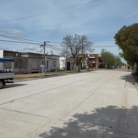 Tonelli inauguró obras de repavimentación en calle Juan B. Justo